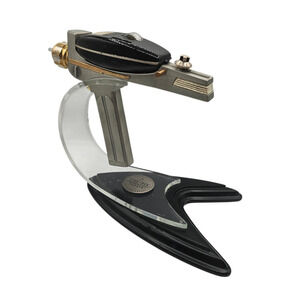 Franklin Mint presents Star Trek Phaser & Stand 1995 official 30th anniversary